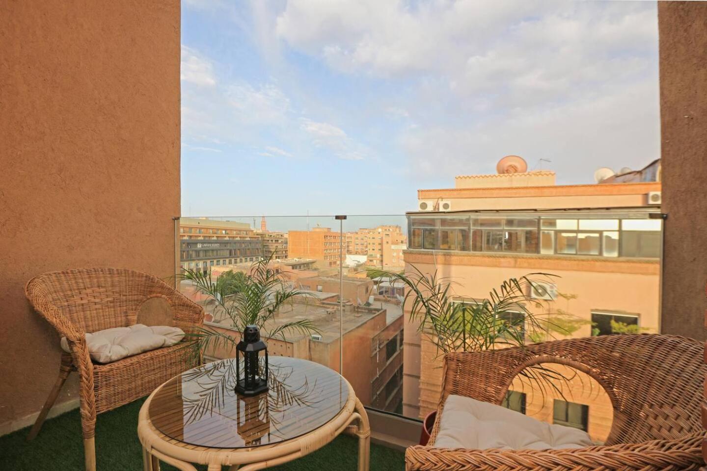 Apartment Elegant Et Securise Au Centre De Marrakech